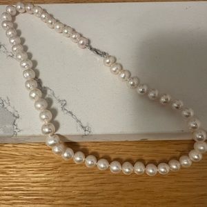 Freshwater pearl necklace